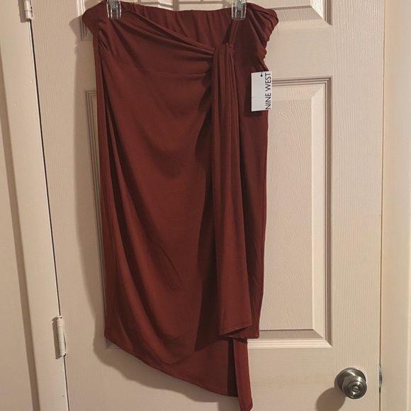 Nine West Dresses & Skirts - Nine West Asymmetrical Skirt in Rich Rust